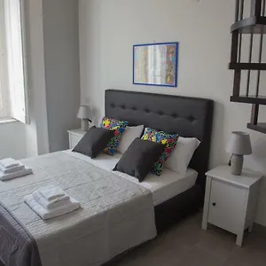 Vesuvius Luxury , Nápoles Itália